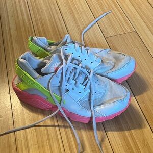 Nike Women's Sneakers - White, Pink, Green